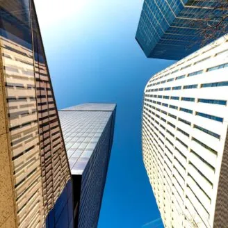 Centrum biznesowe – wszystko, co musisz wiedzieć o profesjonalnej przestrzeni dla Twojego biznesu