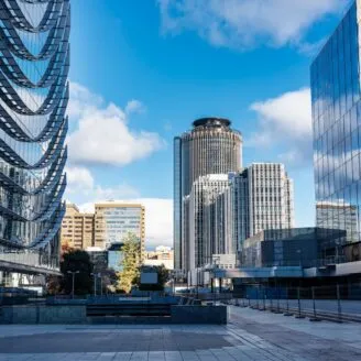 Klasyfikacja biurowców – wszystko, co musisz wiedzieć o standardach budynków biurowych