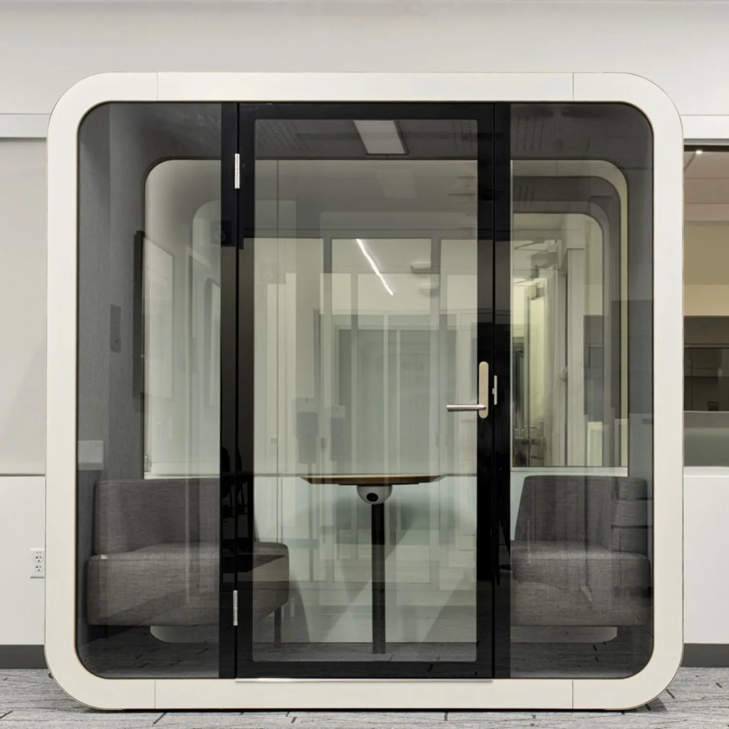 Akustyka w biurze. Jak zadbać o komfort akustyczny w wynajmowanej przestrzeni?