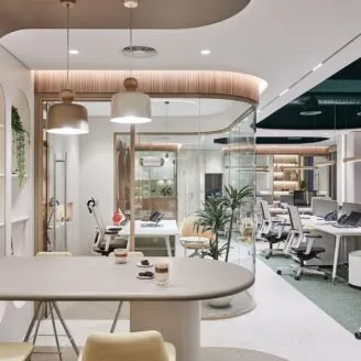 Podstawowe elementy wyposażenia biura - co powinno się w nim znaleźć?