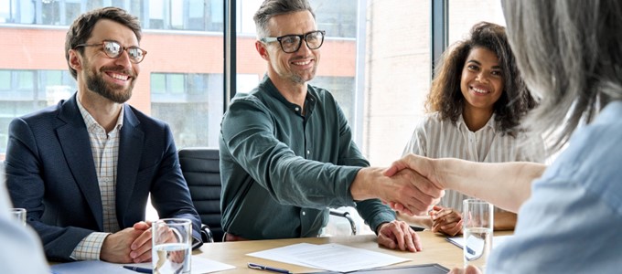 Sale and Leaseback biura. Co to jest i czy opłaca się Twojej firmie